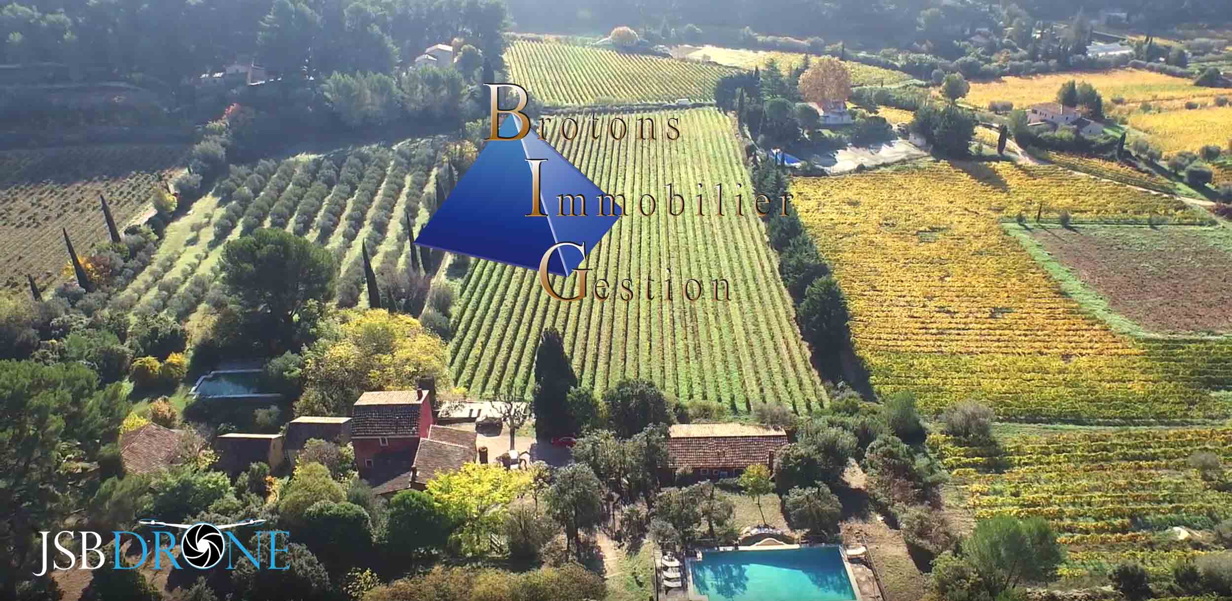 Domaine à Cassis vue en drone aérienne